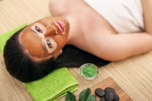 Read more about the article Mukha Souvaryam: Pamper Your Skin with an Ayurvedic Herbal Facelift